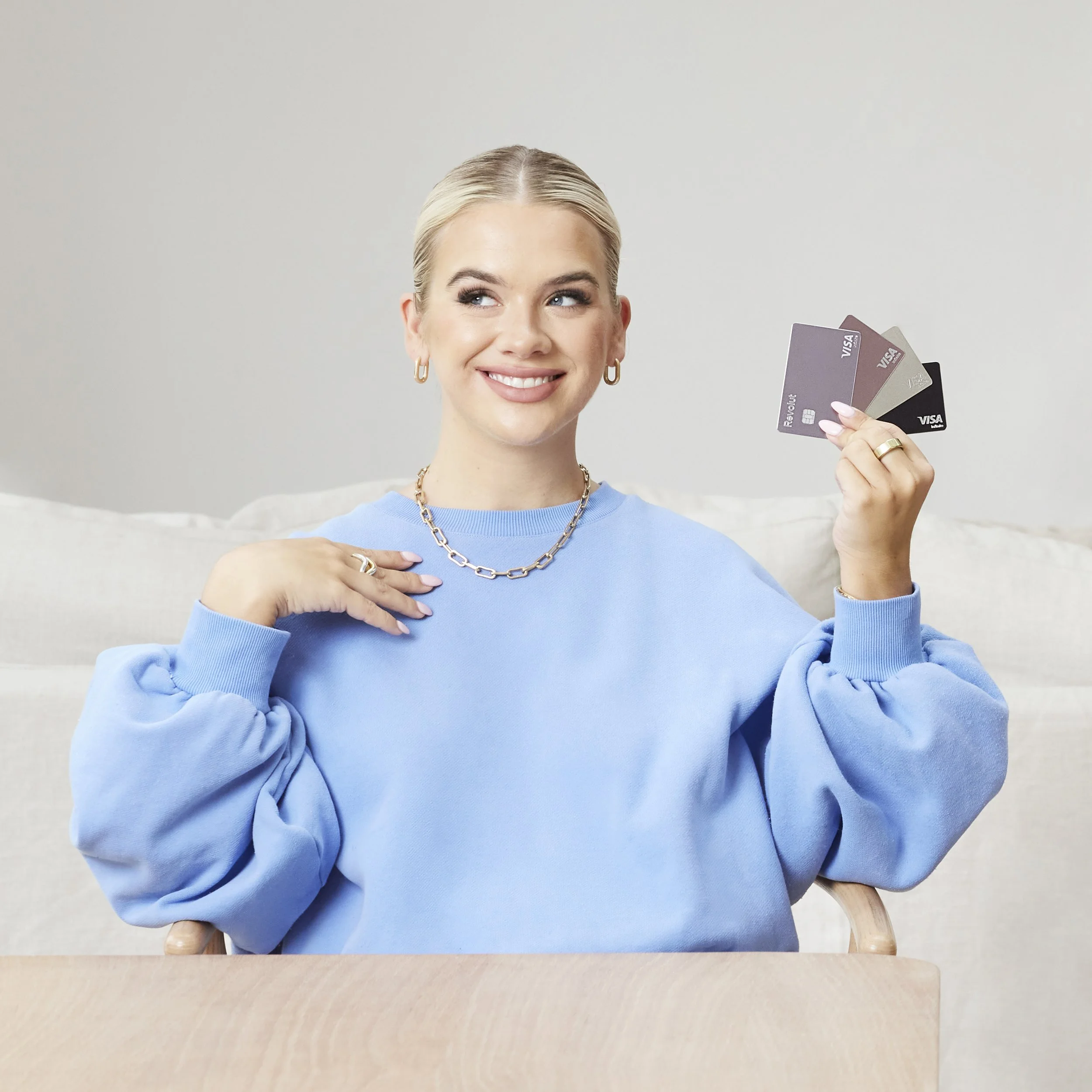 230502_REVOLUT+GRACE_SHOT 1_097-Square.jpg