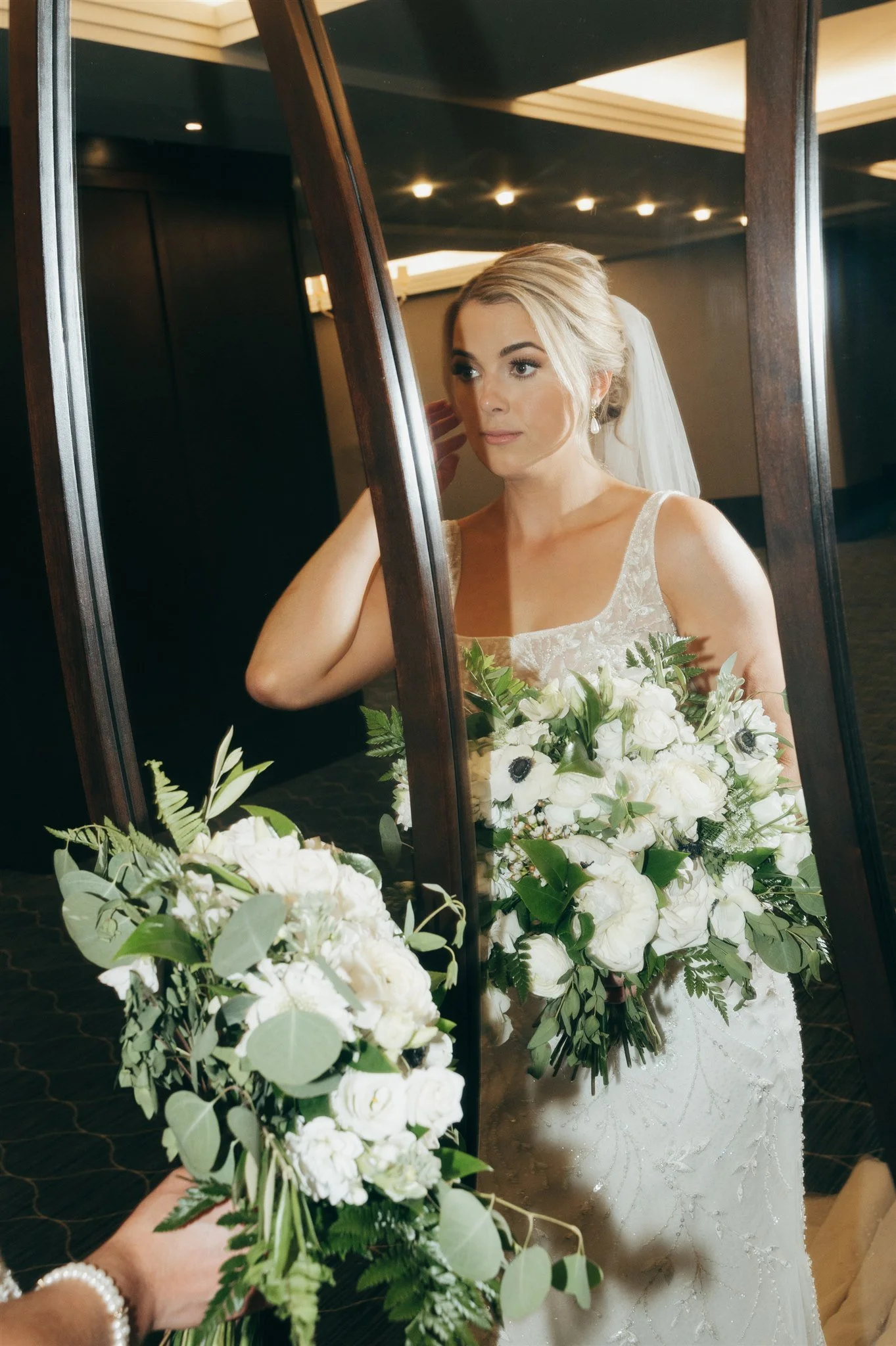 Mr+Mrs_LS3_2499.jpg