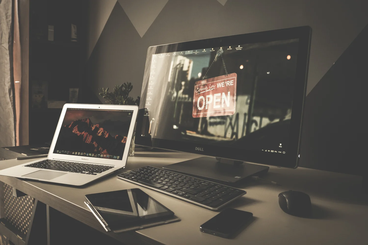   Enthused About All Things Digital  