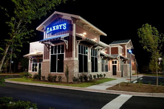 Zaxby's restaurant at night