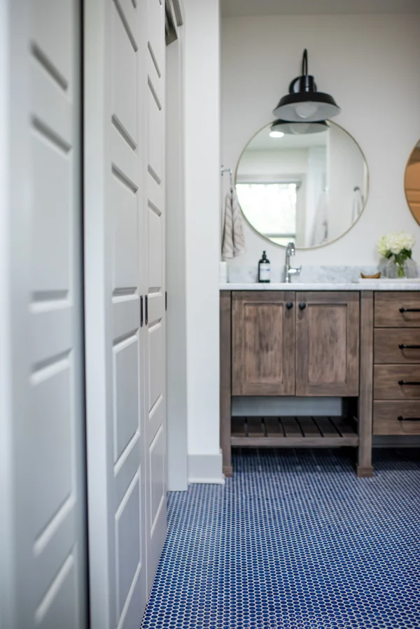oryx-mirror-ren-wil-bathroom-remodel-scout-nimble.jpg