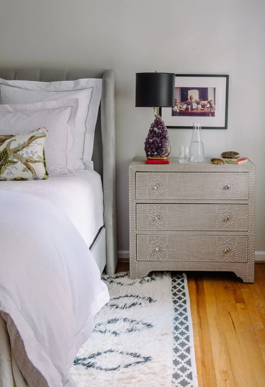 alison-giese-Northern-Virginia-bedroom-charlotte-safavi-robert-radifera-e1477075162284.jpeg