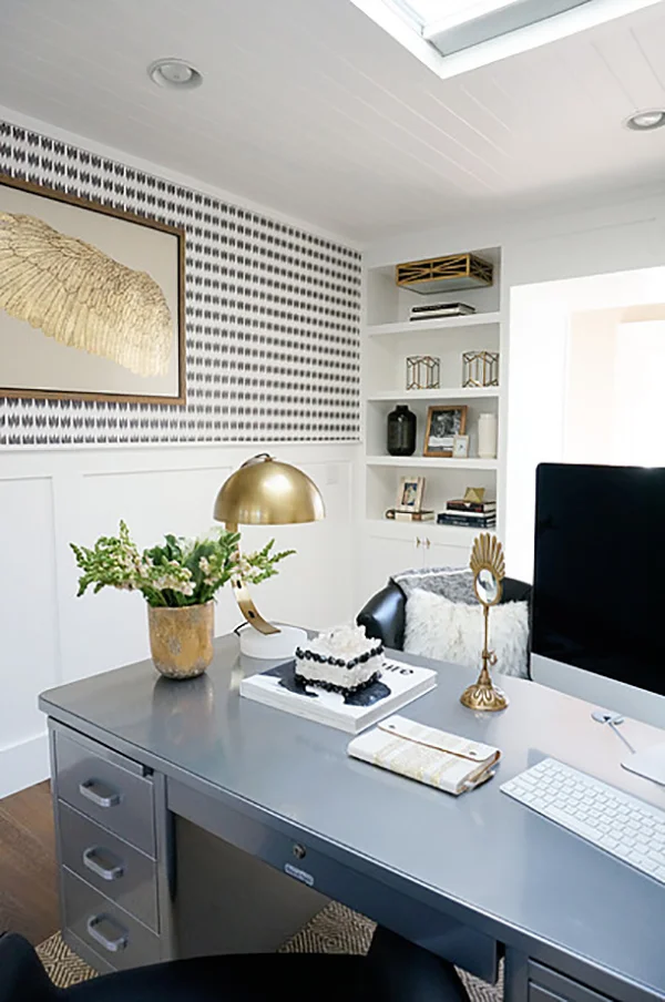 Kathryn-Miller-Interiors-Blue-Office-Styling.jpg