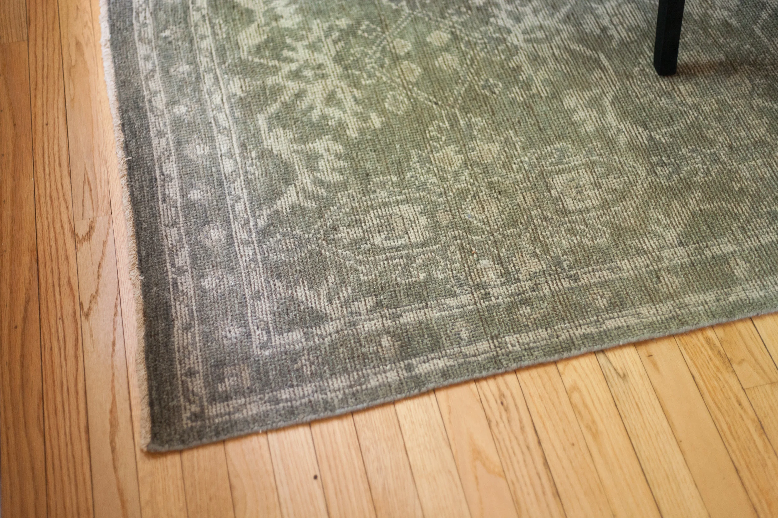 Green-rug-formal-dining-scout-_-nimble.jpg