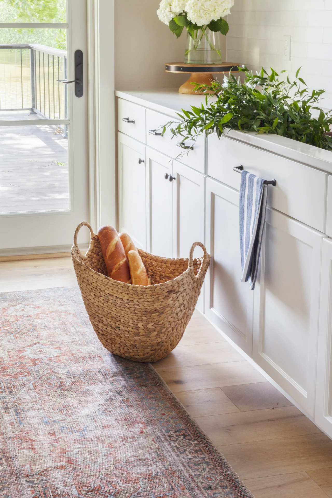 before-and-after-home-reveal-scout-and-nimble-lake-view-luxe-country-interior-design-butlers-pantry-kitchen-runner-loren-rug-22.jpg
