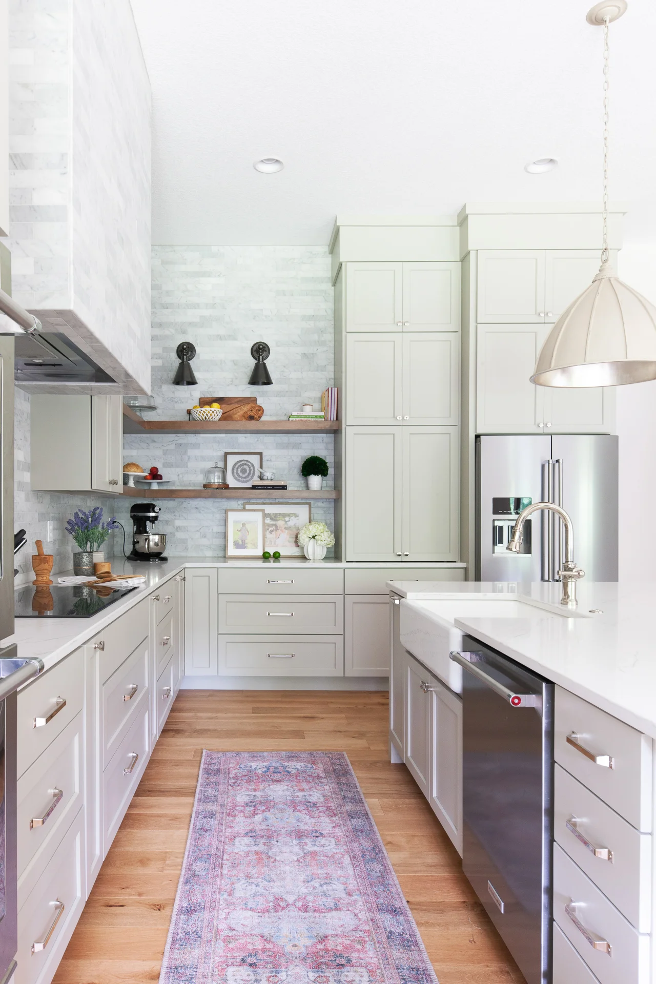 The Loren Brick Multi bring such a lovely, warm touch to this kitchen.