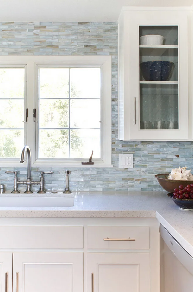 Design by Charmean Neithart Interiors | Photography by Erikah Bierman