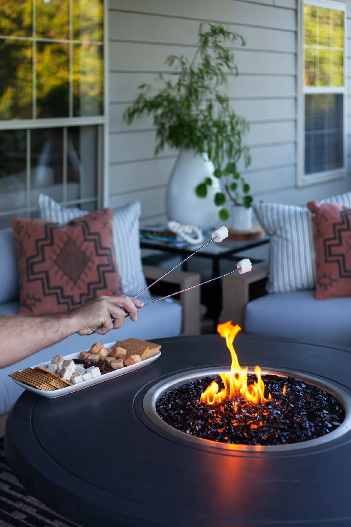 Shop the Look | Cosmopolitan Round Firetable