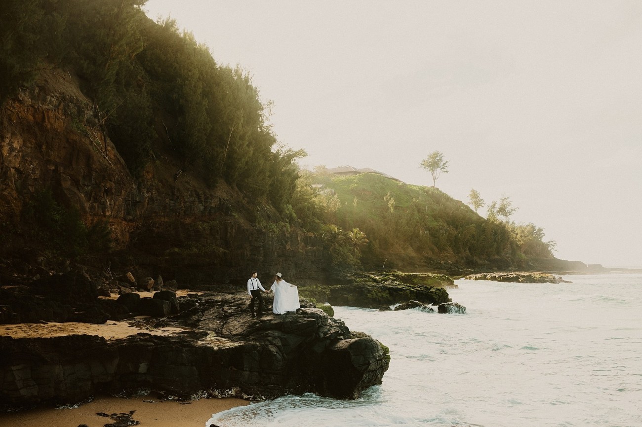 KenzieDylanKauaiElopementSecretBeach-109.jpg