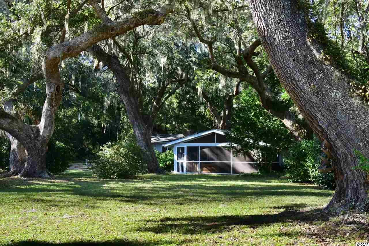 190 Live Oak Lane