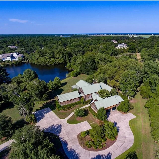 Tackling my to-do list today, priority #1 is getting everything work related lined up and organized for Julia to be out of town this weekend. ⠀⠀⠀⠀⠀⠀⠀⠀⠀
•⠀⠀⠀⠀⠀⠀⠀⠀⠀
•⠀⠀⠀⠀⠀⠀⠀⠀⠀
•⠀⠀⠀⠀⠀⠀⠀⠀⠀
•⠀⠀⠀⠀⠀⠀⠀⠀⠀
•⠀⠀⠀⠀⠀⠀⠀⠀⠀
#debordieu #pawleysisland #beachhomesforsale #grandstrandliving #creekliving #debordieurealestate #therealmyrtlebeach #grandstrandguide #coastalsouthcarolina #coastalliving #beachliving #beachlife #sellingthestrand #charleston #murrellsinlet #myrtlebeachrealtor #peacesir #sothebys #sothebysrealty #luxurylifestyle #mattryan #luxuryproperty⠀⠀⠀⠀⠀⠀⠀⠀⠀
#lowcountry #lowcountryliving #lowcountrylife #grandstrandrealtor #southernliving #exploremyrtlebeach #southerncharm