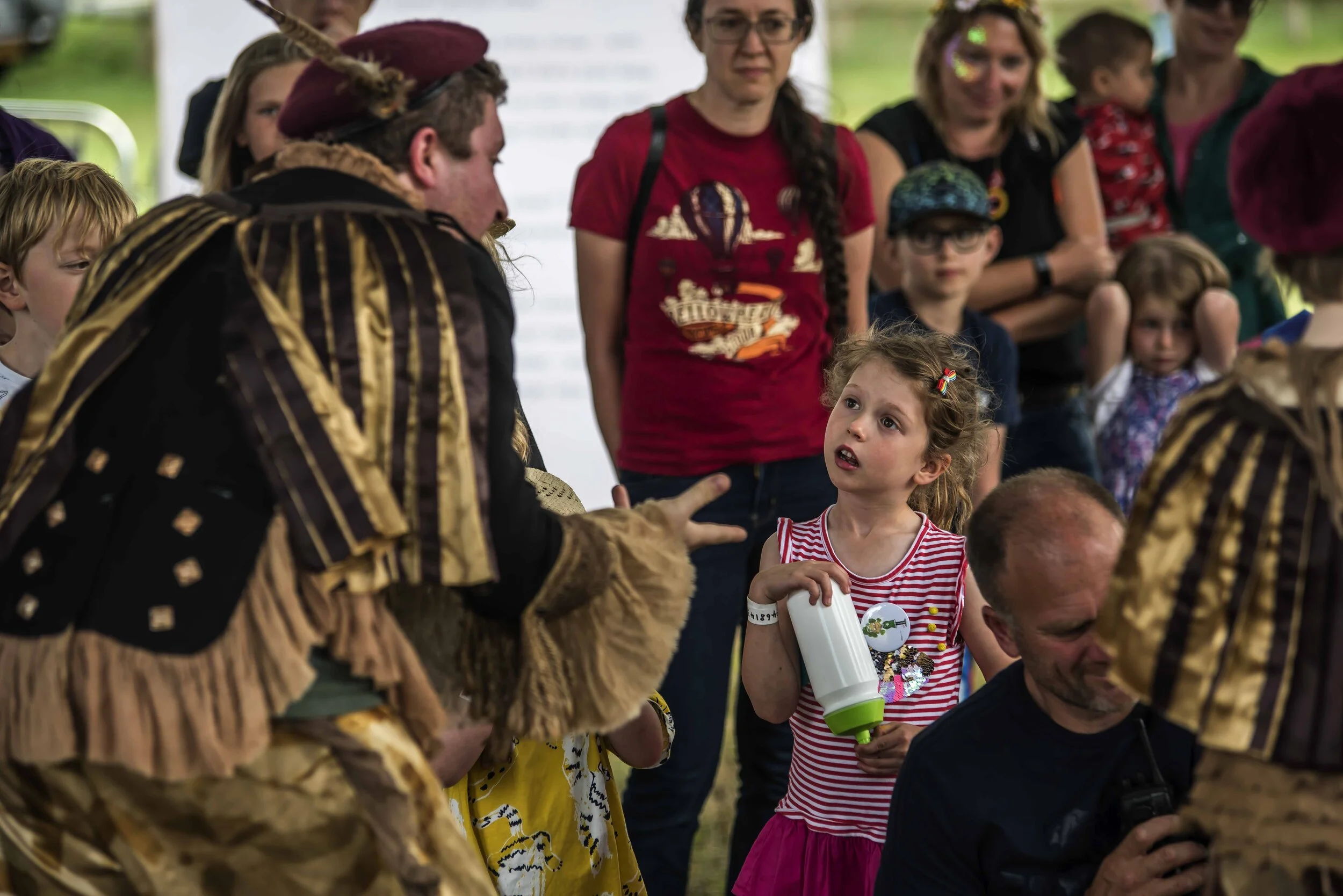 SFS Folk By The Oak58872.JPG