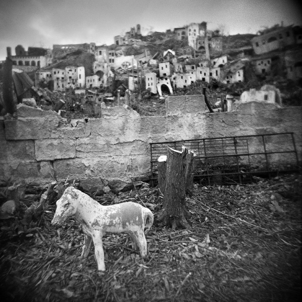 outside-the-walls-of-bethlehem_15632650811_o.jpg