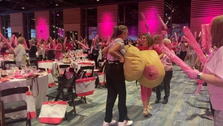 Officially an honorary PINK SISTER!!! And what an honor indeed to stand with this fabulous organization @thrivewellsa and the wonderful team of Women in Medicine and Law to help raise money for breast cancer programs in the most fun way. They really 