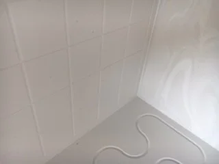 SolidSurfaceShower.jpg