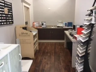 SolidSurfaceRoom.jpg