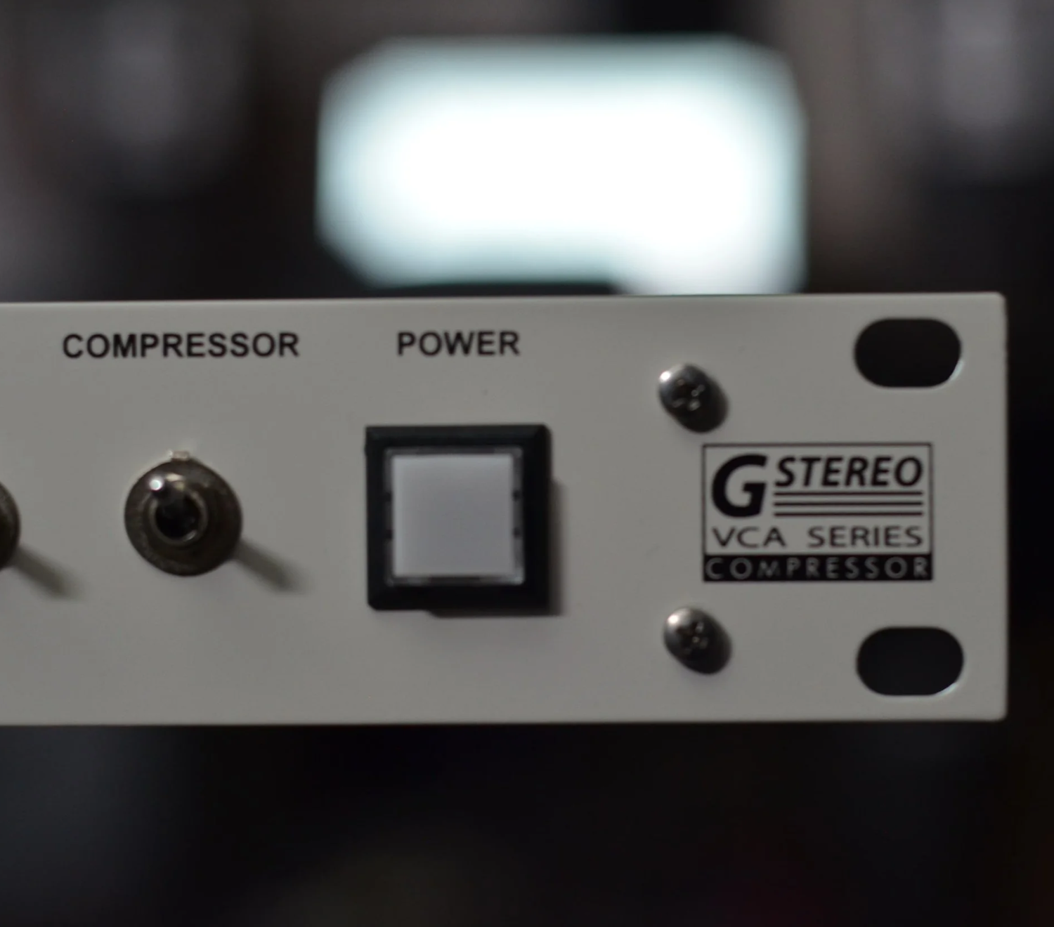 SSL-Style Mix Bus Compressor Clone — Vintage Pro Audio Equipment