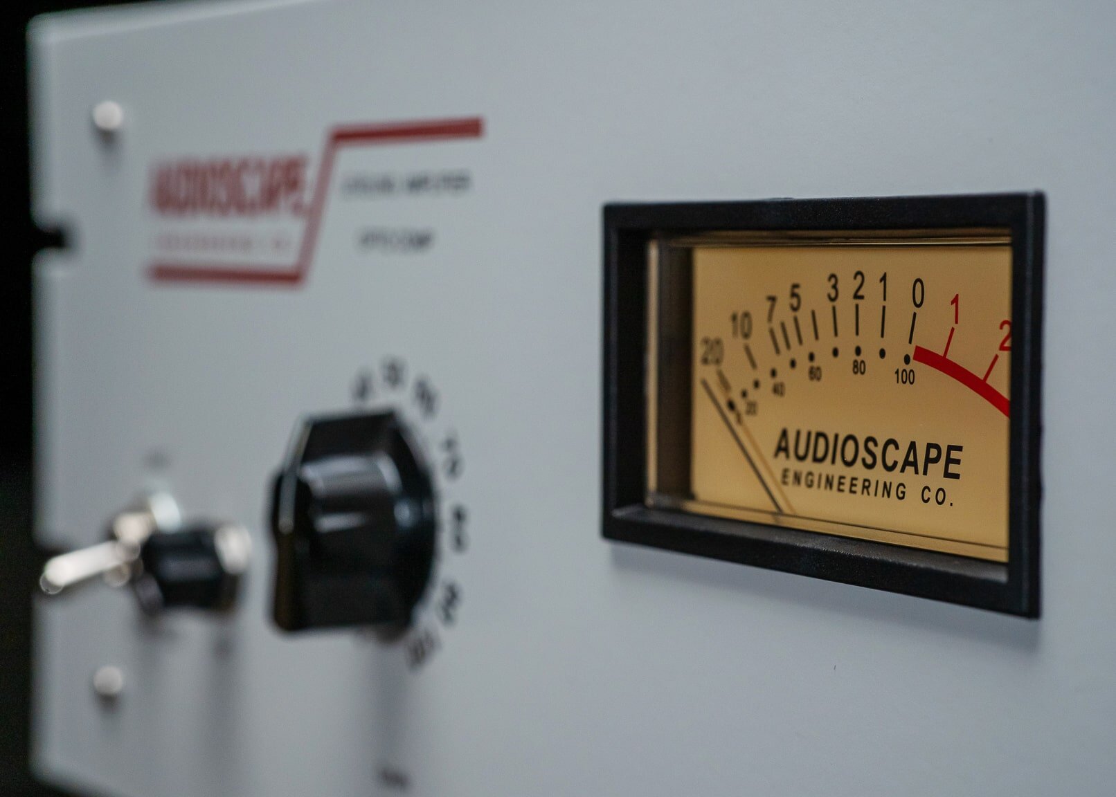 AudioScape Opto Compressor - Inspired by the most iconic 1960's Optical Tube Compressor. A faithful, sonically period-correct reproduction of a legendary compressor using NOS Tubes and big, fat iron!