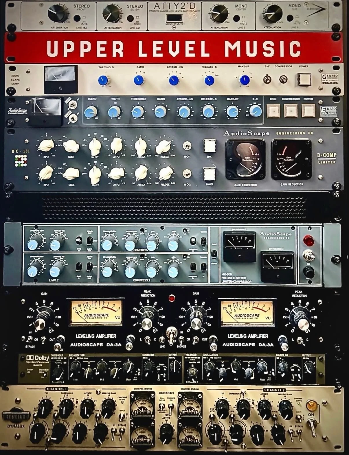 🚨 Compression Overload! 🚨

Some awesome pics of our favorite signal smashers from this last week:

📸 @makeupperlevelmusic @davidignaciocolon @ontracsound @dave_klein_recording 

#vintageaudio #studioequipment #recordingstudios #compressor #homestu