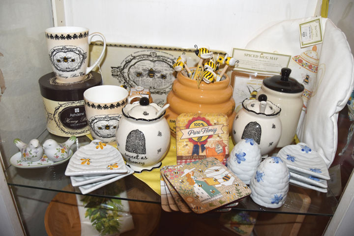 Julian Tea & Cottage Arts