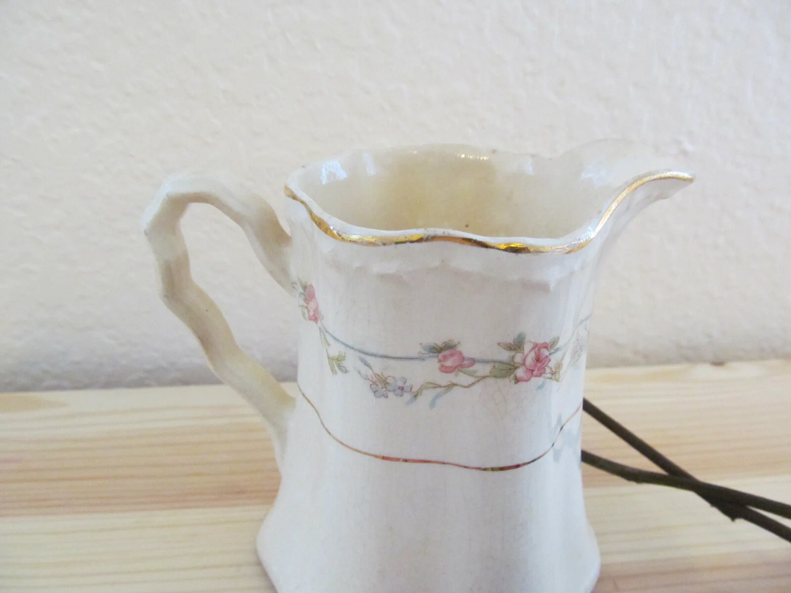 Object Porcelin Creamer 2.JPG