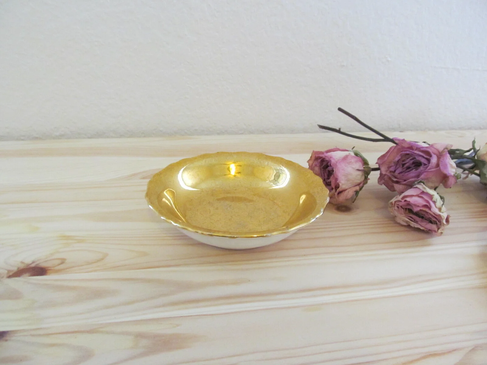 Object Gold English Creamer Dish 1.JPG