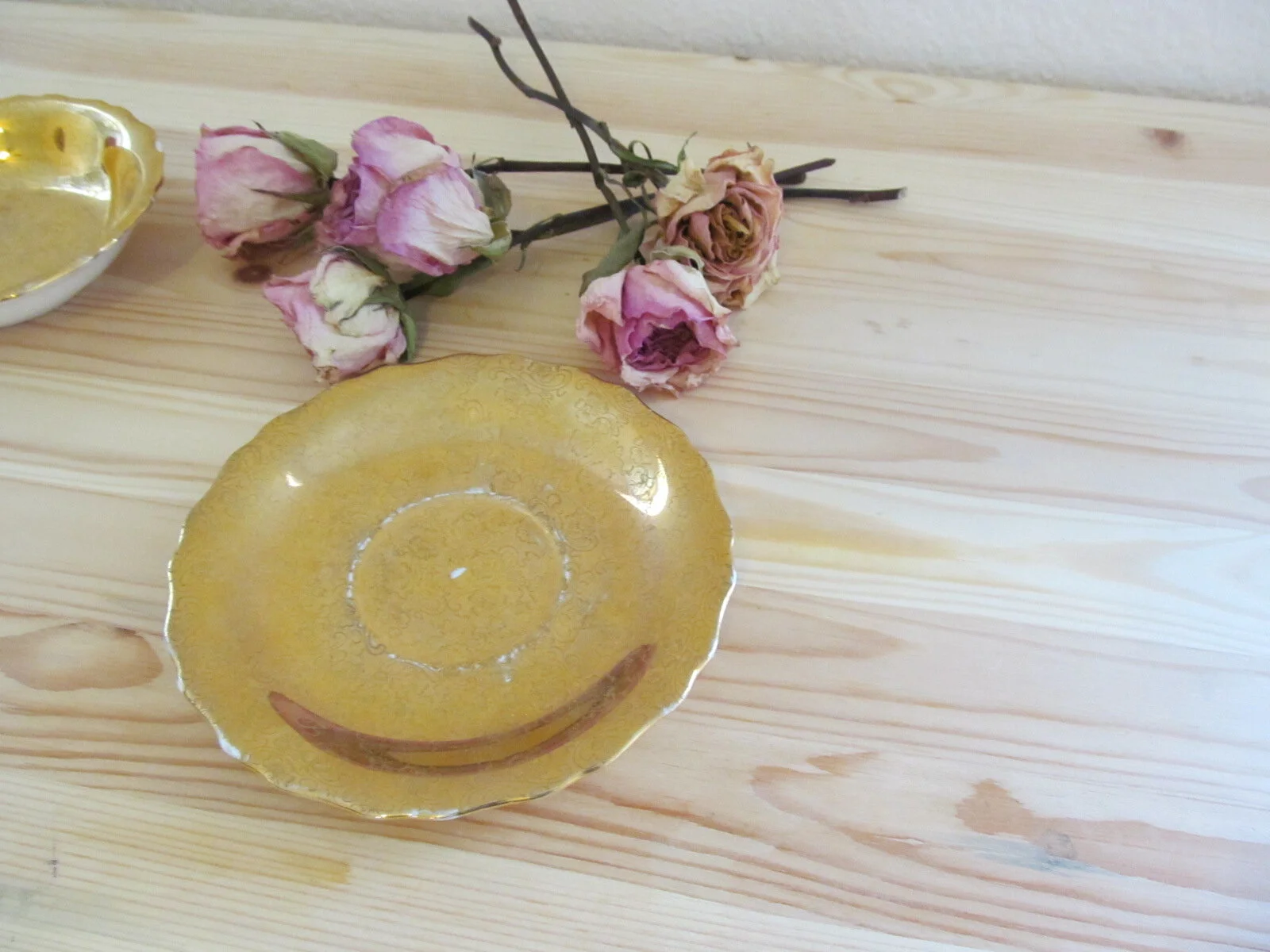 Object Gold English Sugar Dish 1.JPG