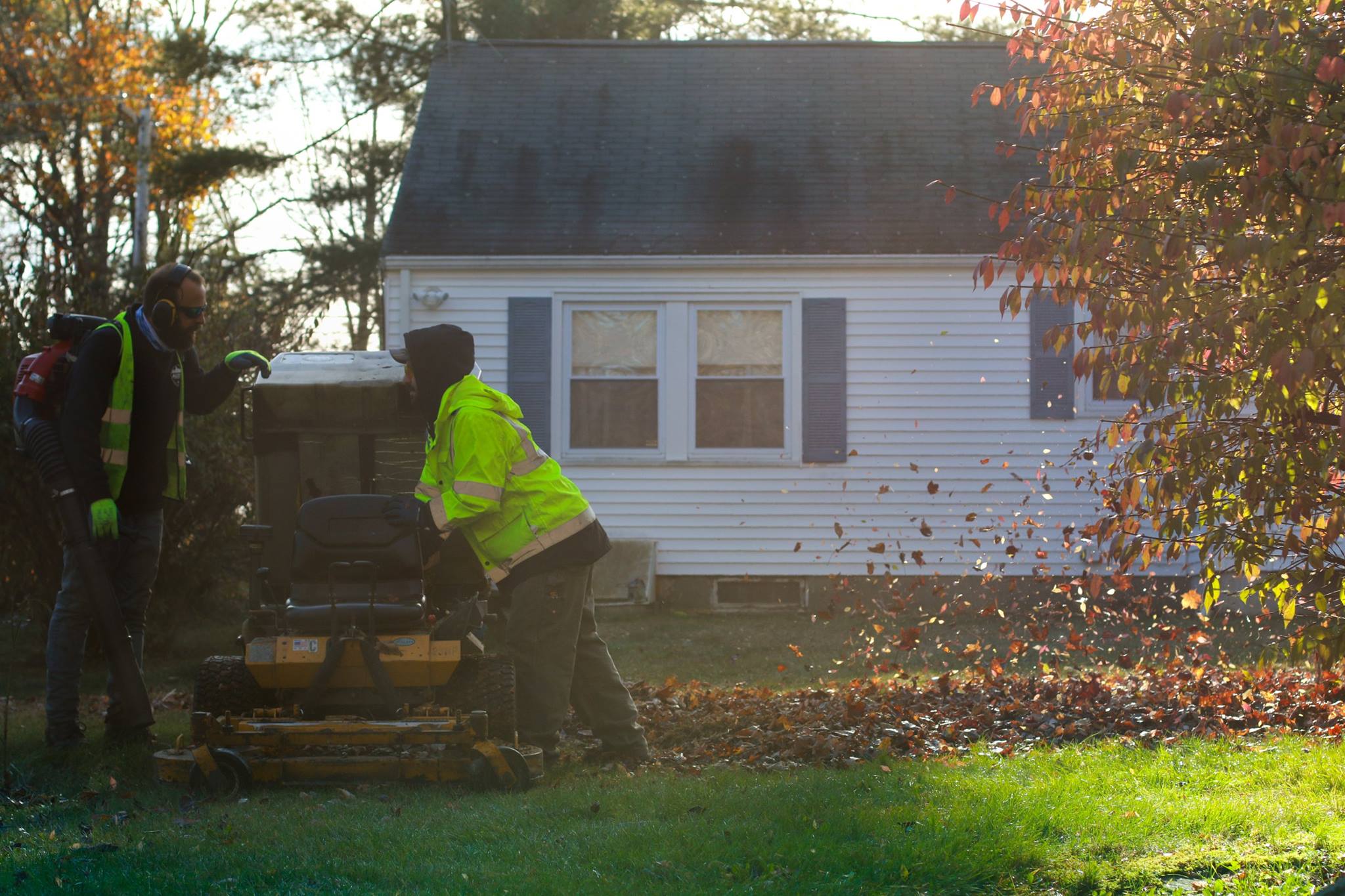 fall-clean-up-portland-maine-mainermedia-audet.jpg