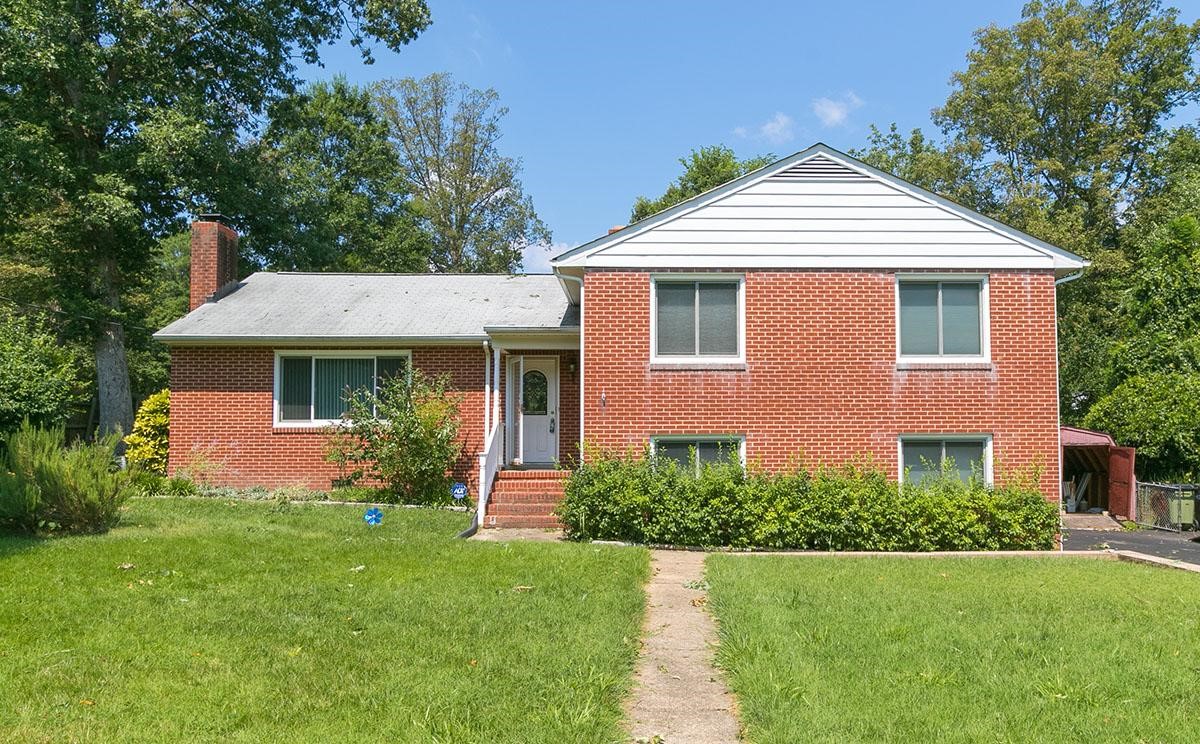 Project Case Study: Modernizing a Mid Century Split Level — RIC design build Project Case Study: Modernizing A Mid Century Split Level — Ric Design Build