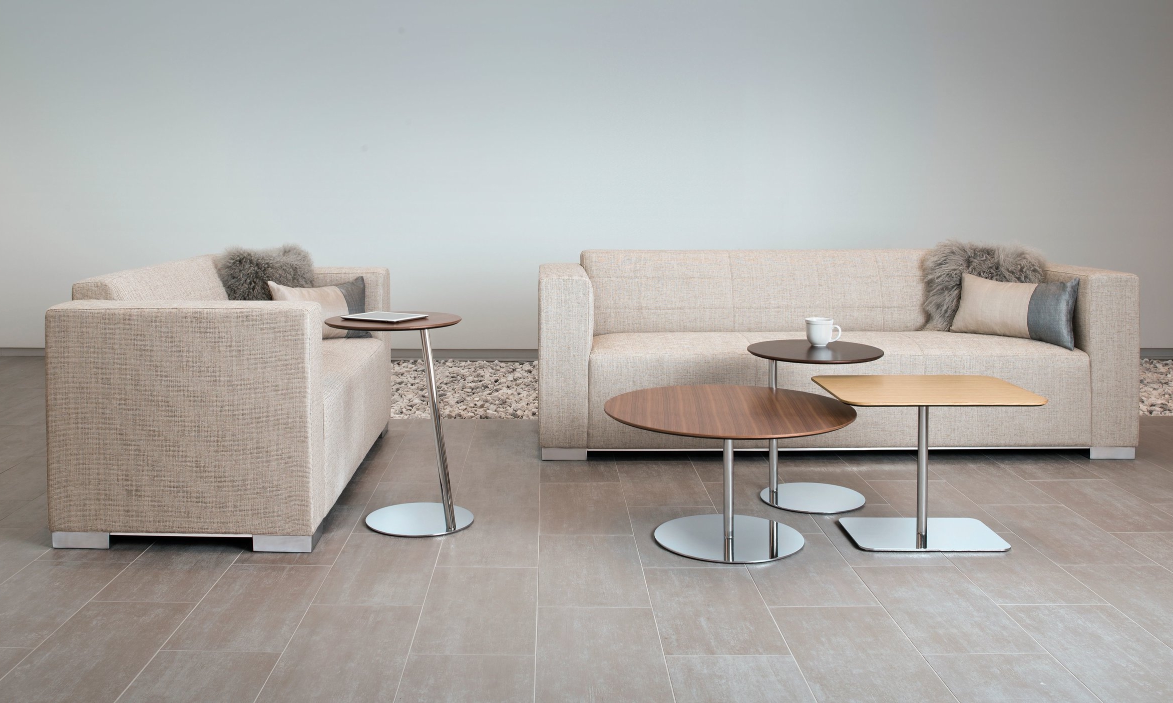 Briefing Occasional Tables // Gunlocke