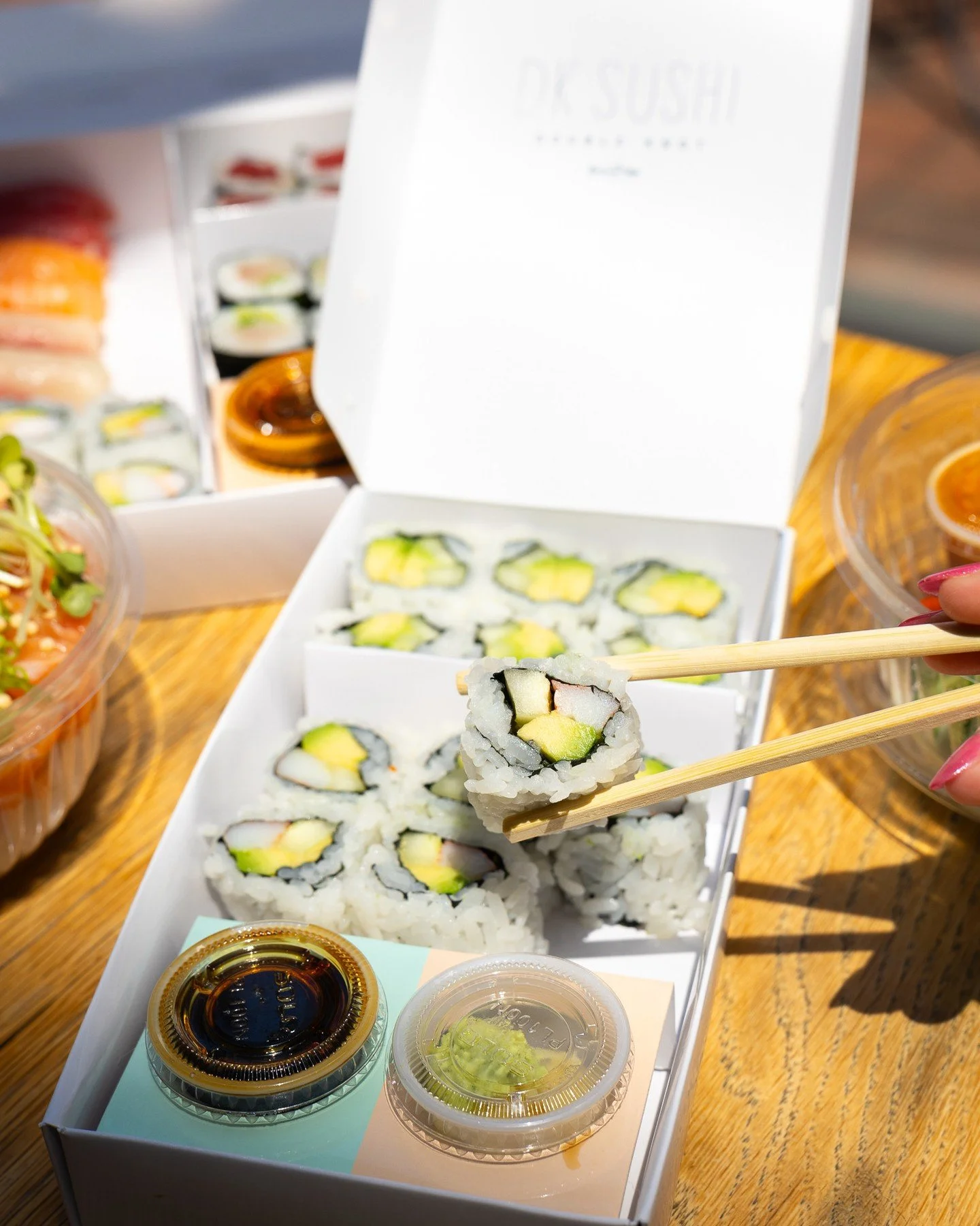 Sushi break, the DK way. 🍣 Fresh rolls, perfectly packed and ready to go,  whether you’re dining in or grabbing lunch on the run.
📍 DK Sushi | University City
Tap the reserve button in our bio or stop by today.
#DKSushi #PhillySushi #P