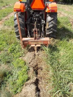 Tractor_1+72.jpg