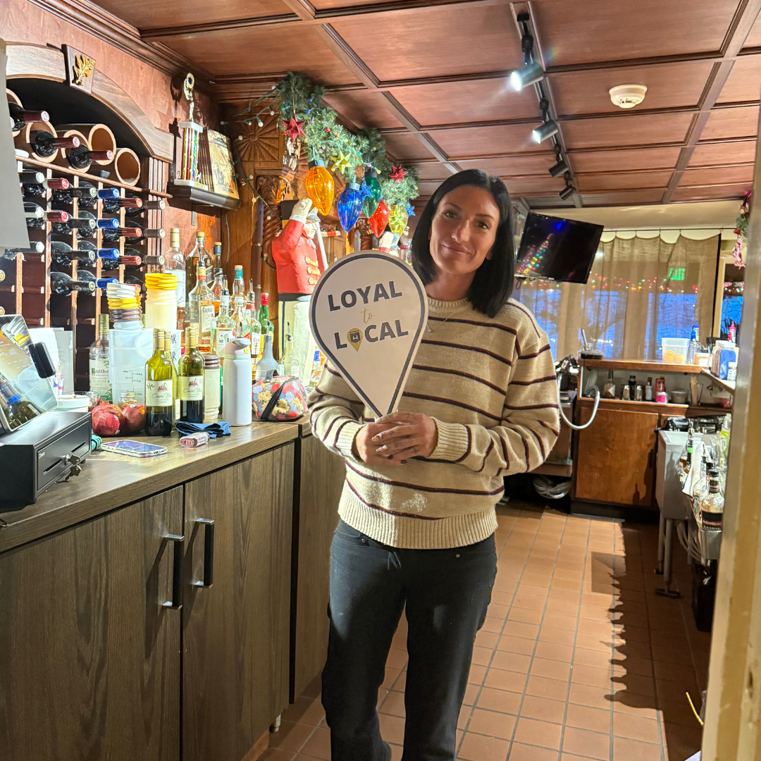 The Oaks Lakeside Loyal to Local 2025.png