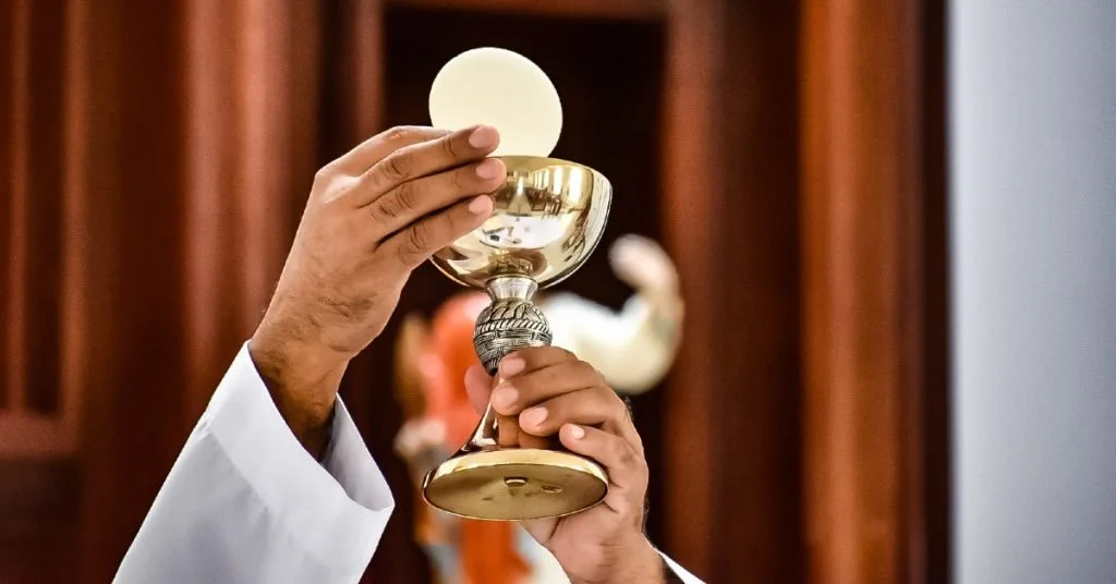 Five things parents can do to help prepare their children to celebrate Holy Communion
