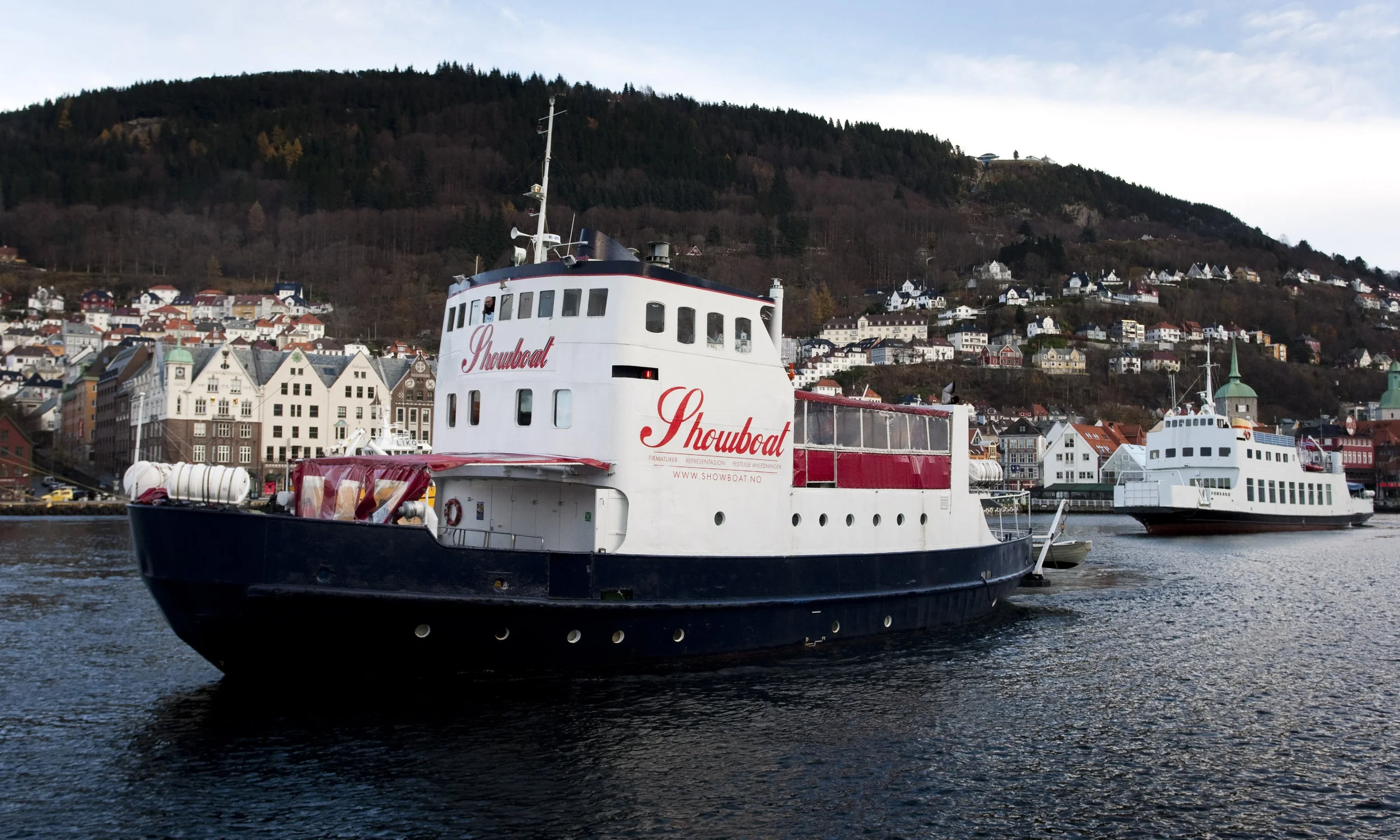 showboat-fors.jpg