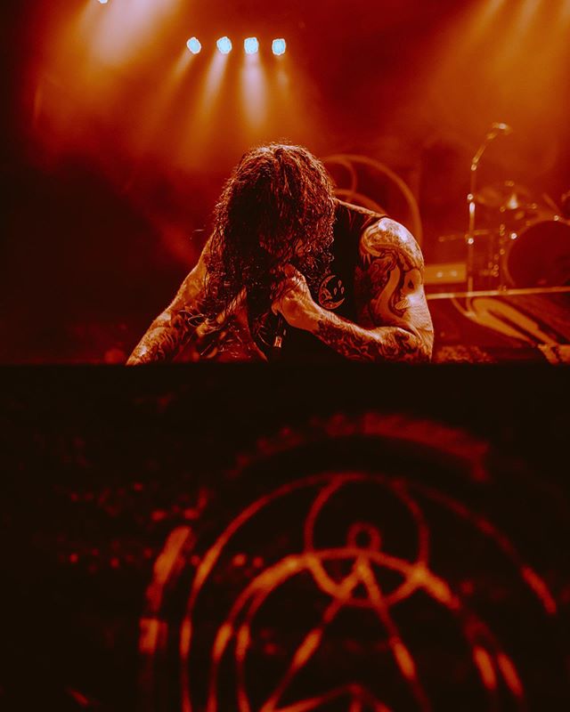 I’d rather be called weak than die thinking I was strong. .
.
.
.
.
.
.
#canon #minkiewiczphoto #photography #photographer #concert #live #liveshot #concertphotography #aild #asilaydying #whoyouare #shapedbyfire #heavy #music