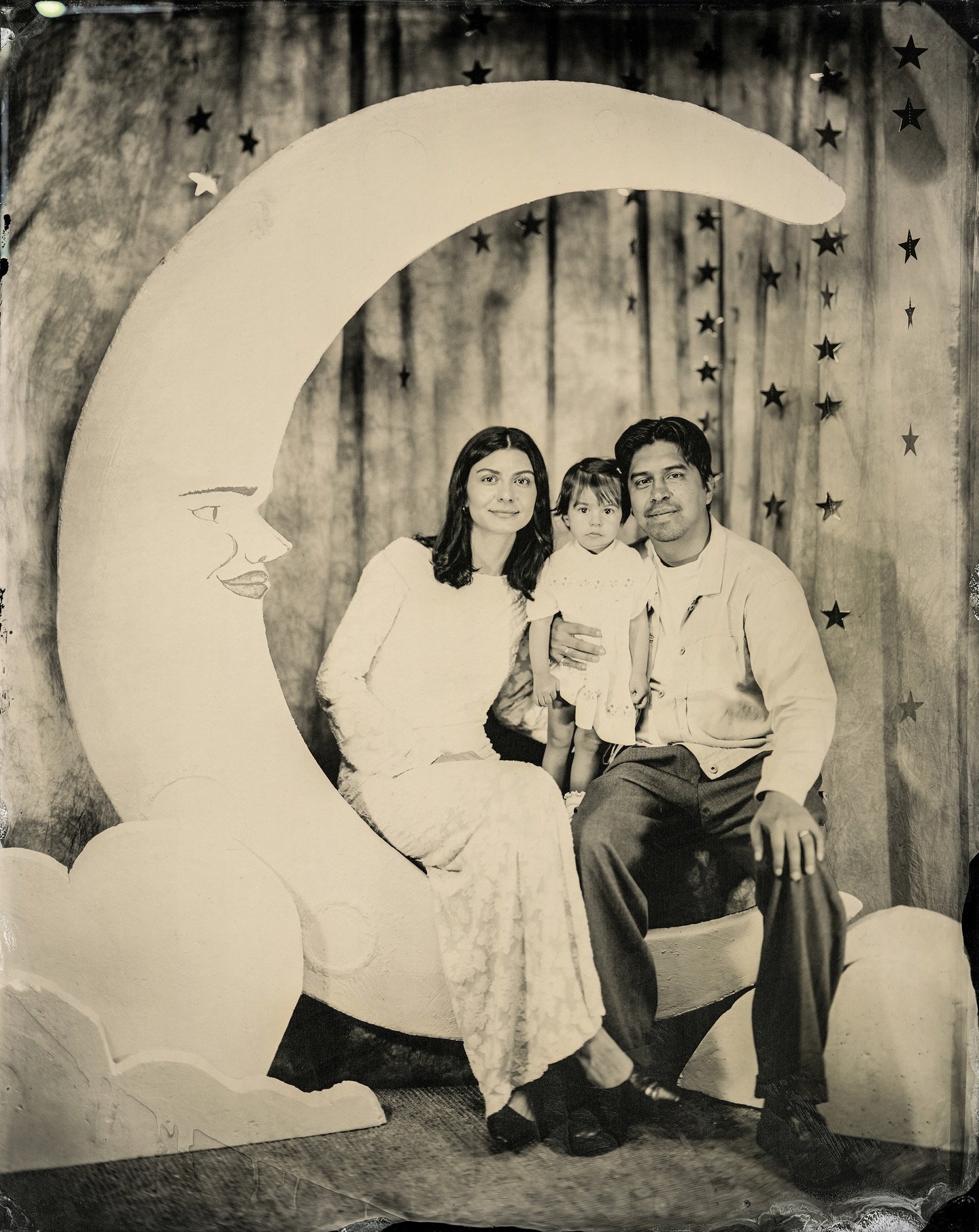 February was full of love, couples, families, and beautiful moments.
Thank you to everyone who came through the studio and made it such a special month 🤍
Always grateful to create memories you can hold onto.