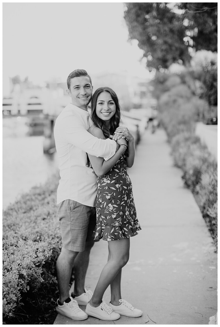 MarissaMichael_VeniceBeachEngagement_MirageandLightPhotography-15.jpg