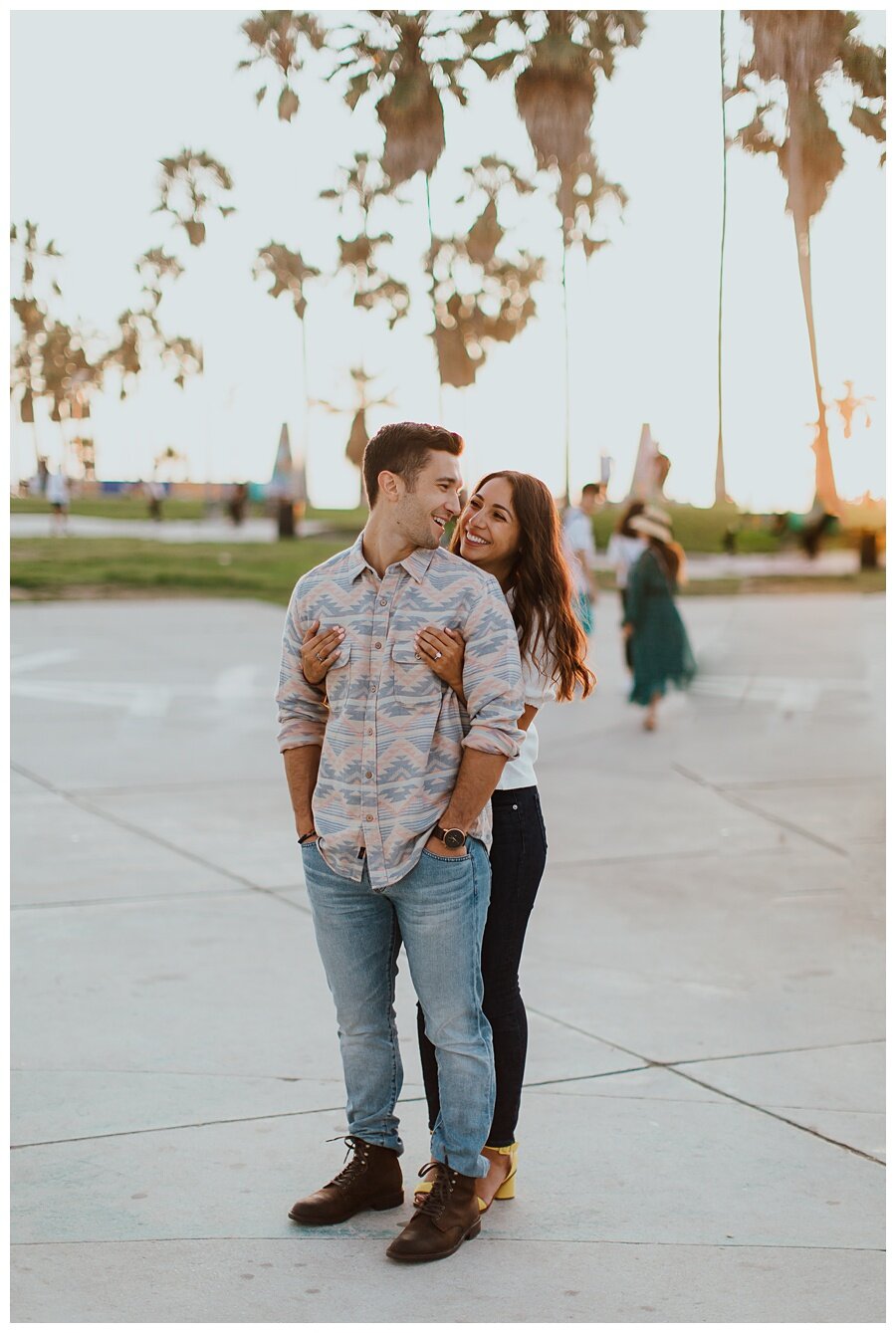 MarissaMichael_VeniceBeachEngagement_MirageandLightPhotography-46.jpg