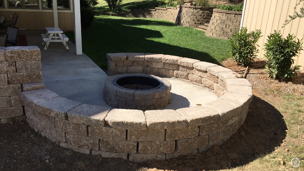 Fire pit with seating