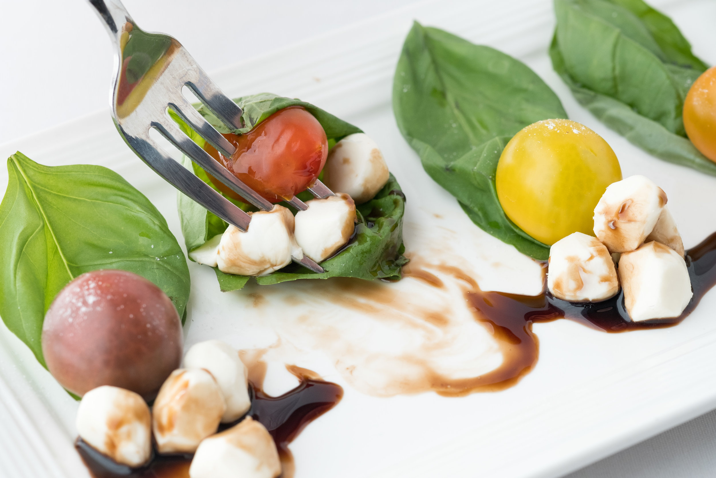 Caprese with Heirlooms Close 3_.jpg