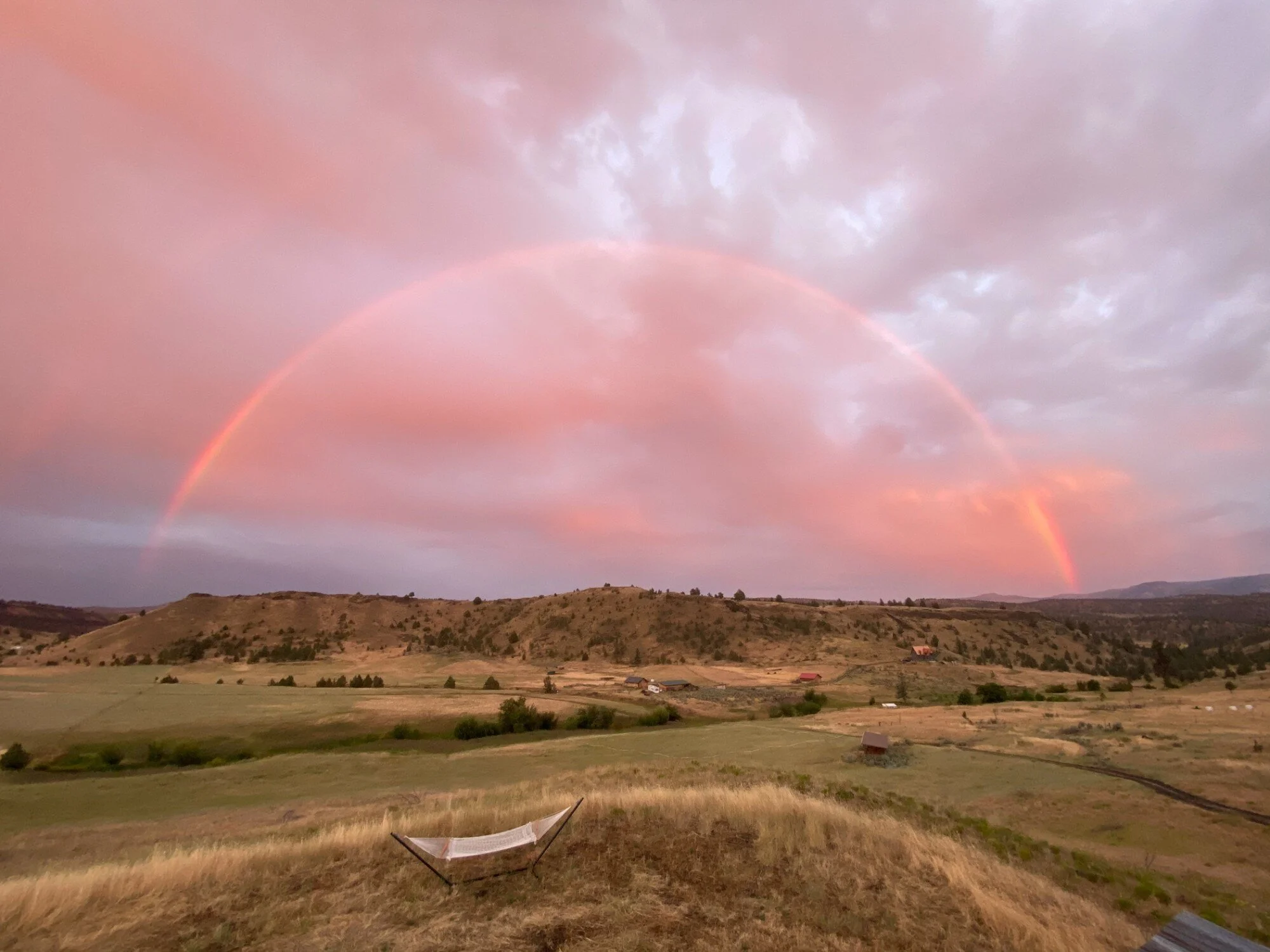 Mitchell, Oregon Gateway to the Painted Hills