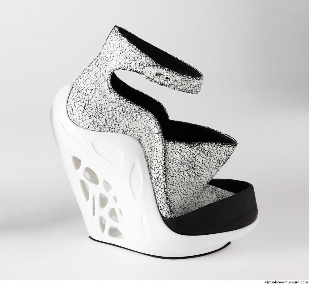 Parametric Design And Computational Tools in Footwear Industry.jpeg