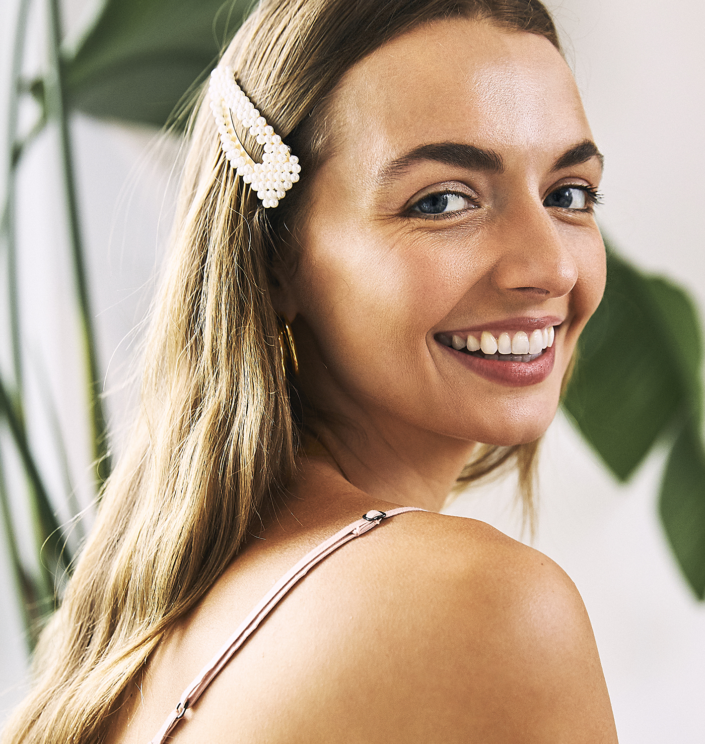 Neu Women by Neu Nomads