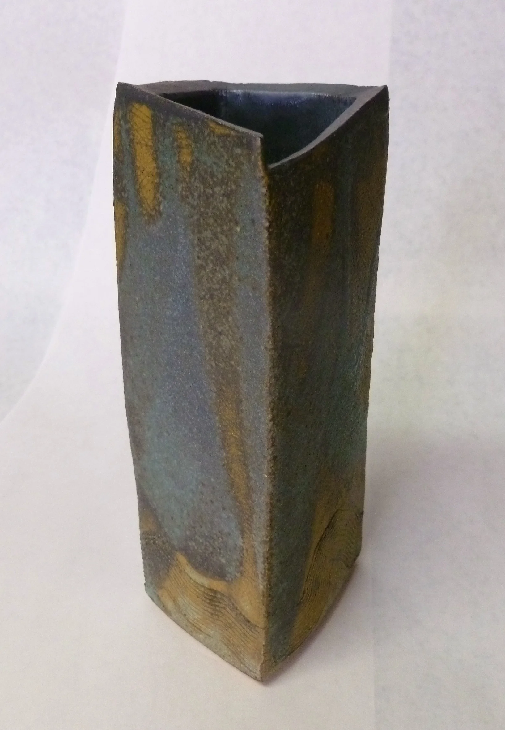 AV1303a.JPG