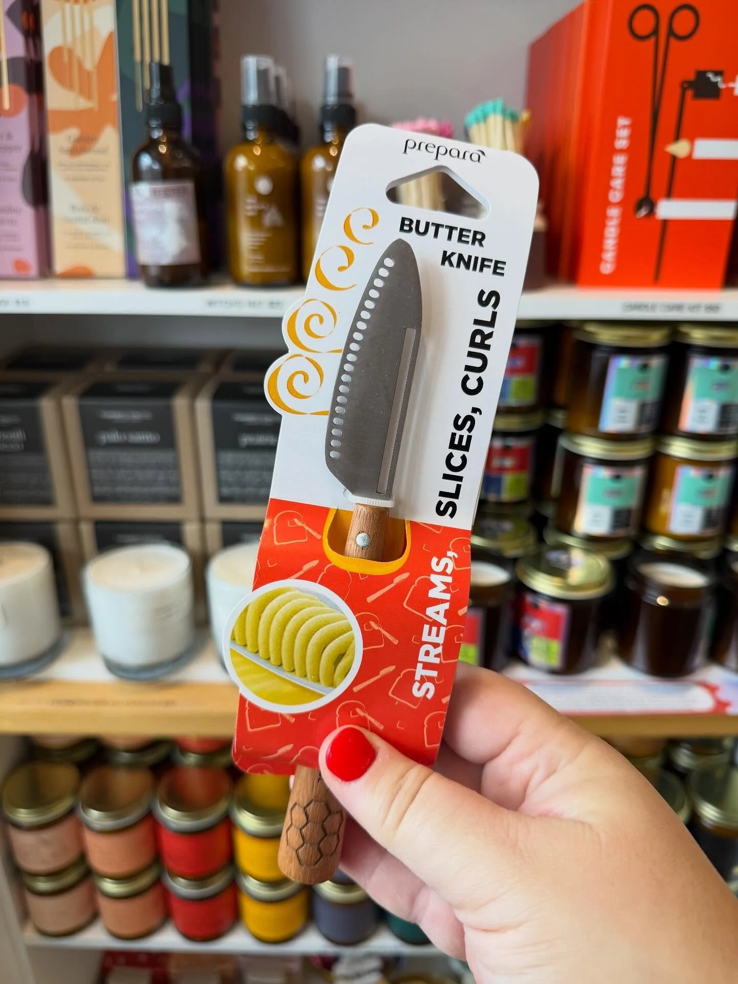 🧈🧈🧈🧈🧈🧈🧈
Sometimes a product is just too smart!
No more hard chunks of butter on your toast! This knife curls, slices, streams butter - allowing you to spread it more easily (even when it&rsquo;s cold!)

Snuck these guys onto the shelves last w