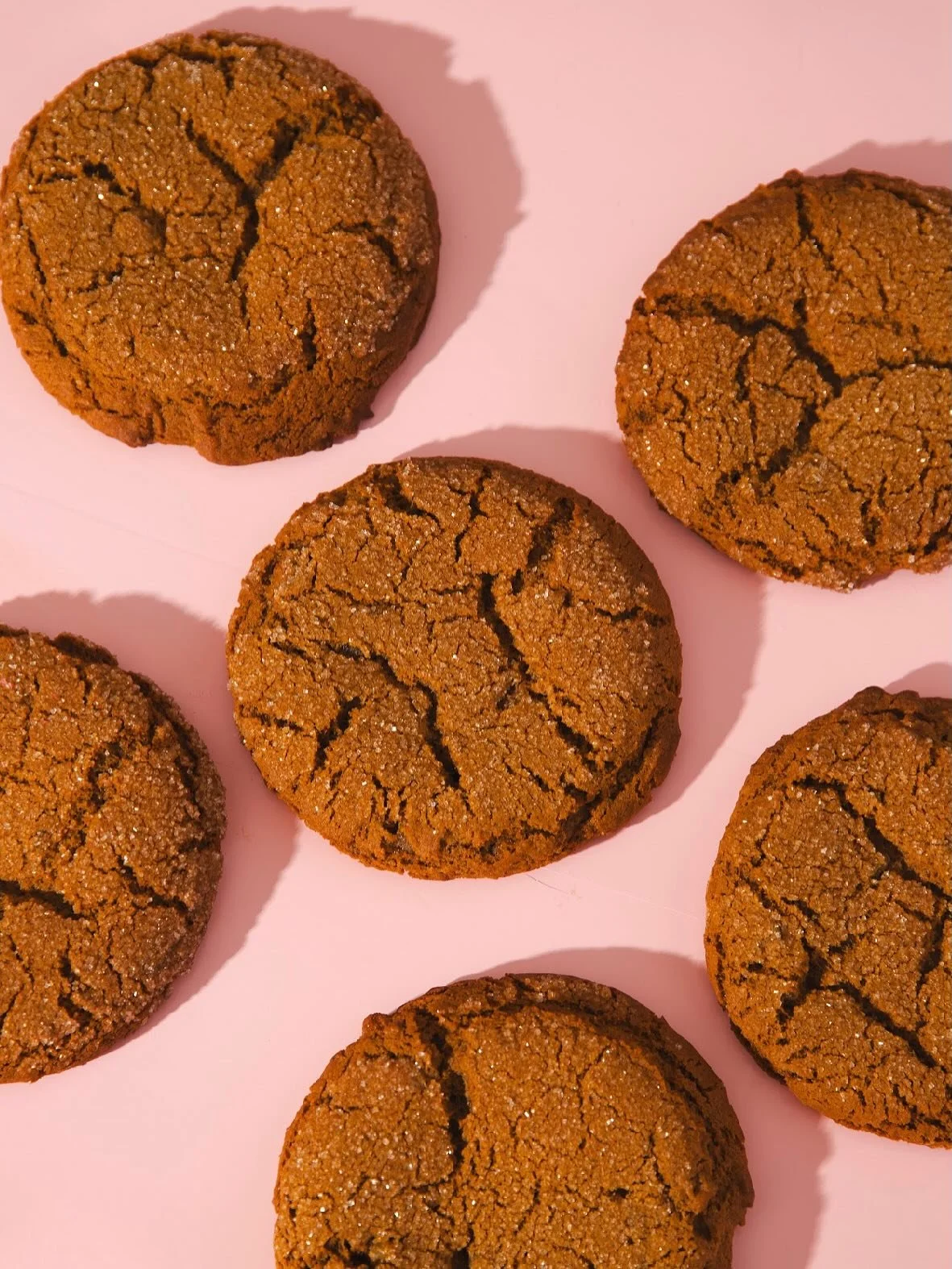 🫚✨🫚✨🫚✨🫚
We&rsquo;re late in telling you that DOUBLE GINGER CHEWS are back for November! The chewiest, crinkliest, gingeriest cookies to warm you up on these chilly days. They not only have the usual appeal of your classic chewy ginger cookie, but