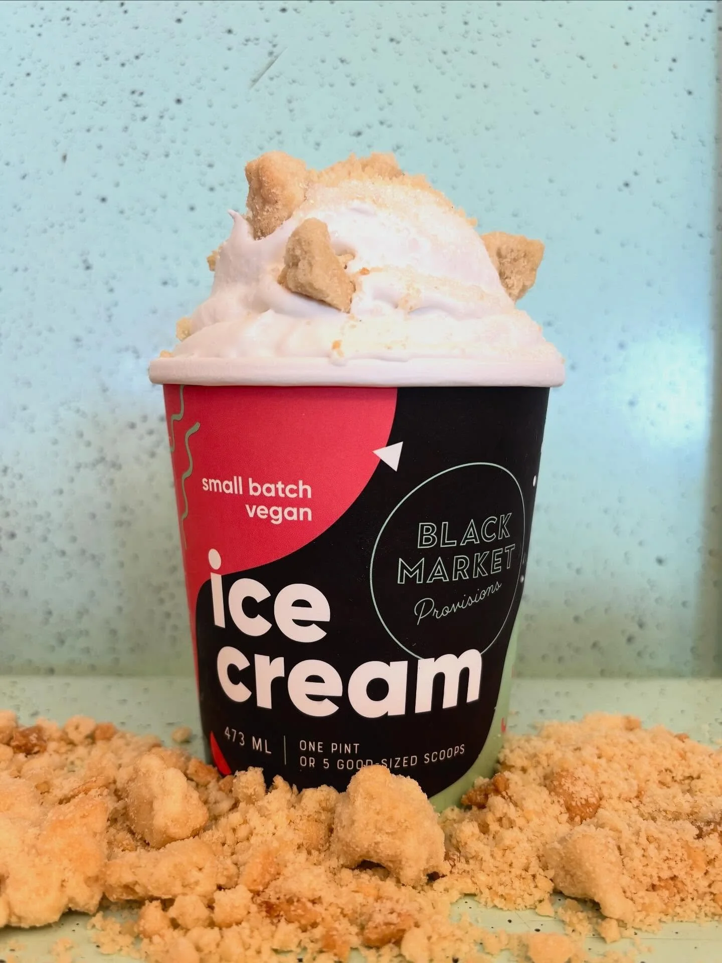 🍦🍦🍦🍦🍦🍦🍦
We&rsquo;ve got a new holiday ice cream flave in the freezer and it&rsquo;s sweet + delightful! SUGAR COOKIE is luscious and dreamy and made using @jennaraecakes extract and lots of vanilla, and has layers of crispy sugar cookie crumbl