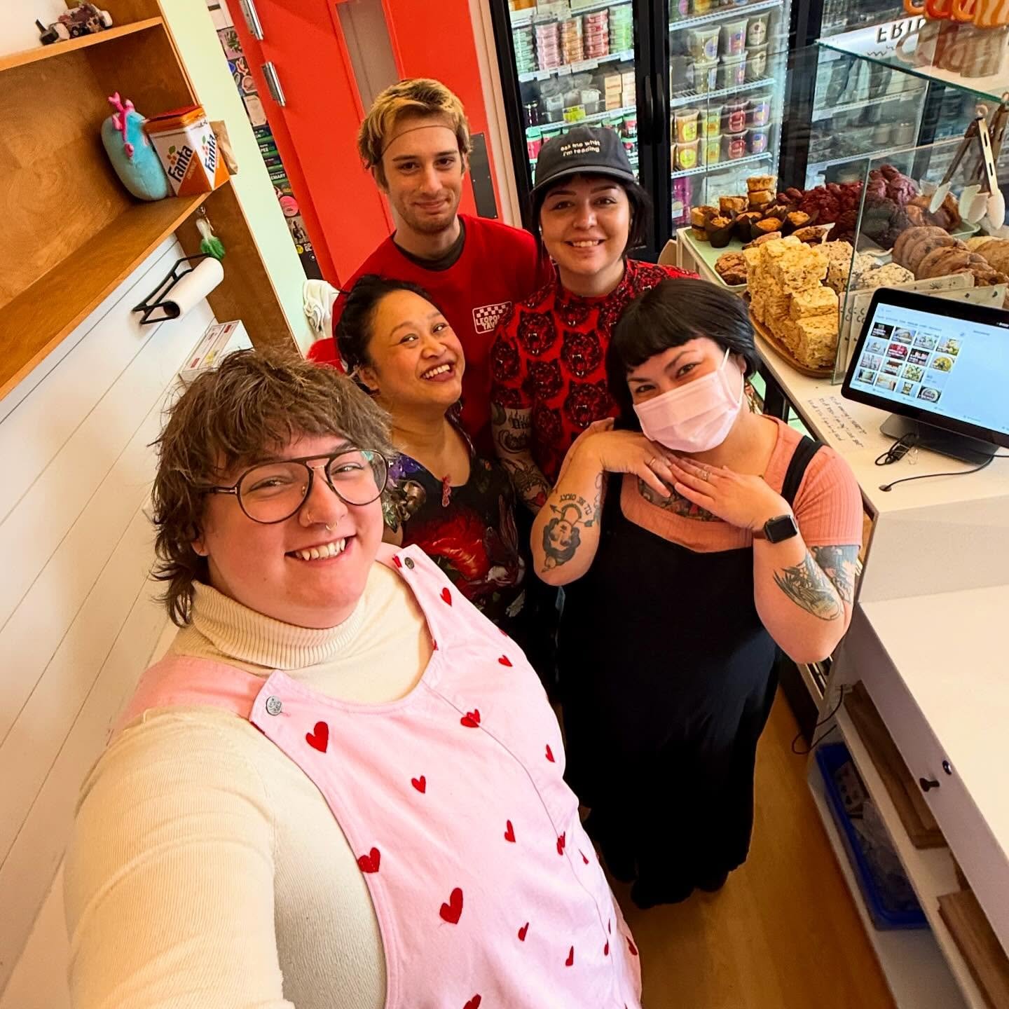 ❣️❣️❣️❣️❣️❣️
Our &ldquo;kids&rdquo; have our whole dang hearts!
We are the LUCKIEST to have these humans (and a couple more) on Team BMP!