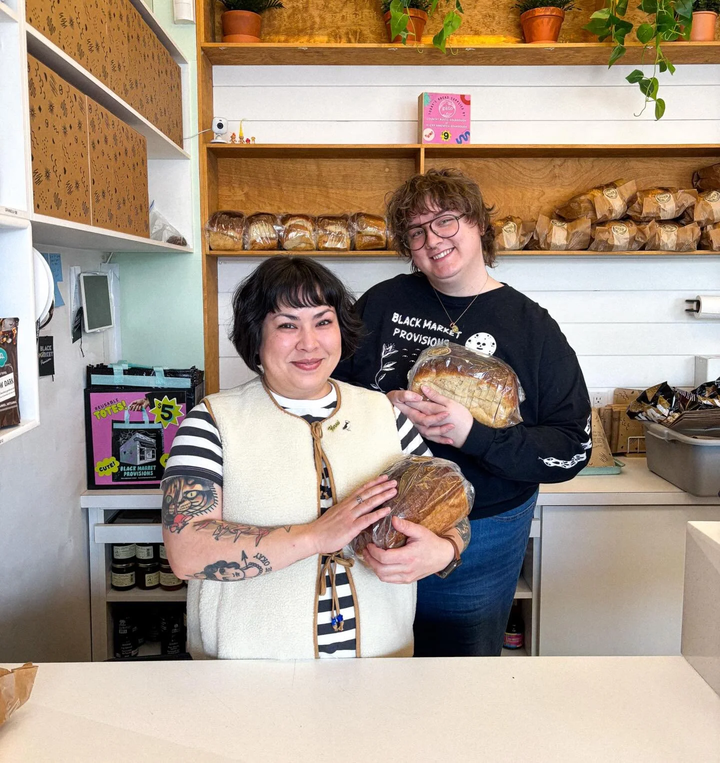 🍪🍪🍪🍪🍪🍪🍪
These two cuties are here all day to help you stock up for the weekend!

We&rsquo;re open today 10-5 and then closed Sunday + Monday as usual!